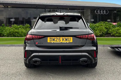 DW25KWU Audi RS 3 RS 3 TFSI Quattro Carbon Black 5dr S Tronic Thumbnail #5