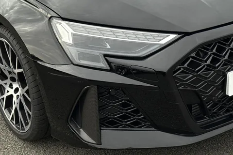DW25KWU Audi RS 3 RS 3 TFSI Quattro Carbon Black 5dr S Tronic Thumbnail #10