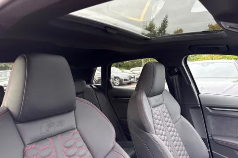 DW25KWU Audi RS 3 RS 3 TFSI Quattro Carbon Black 5dr S Tronic Thumbnail #25