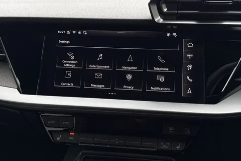 DW25KWU Audi RS 3 RS 3 TFSI Quattro Carbon Black 5dr S Tronic Thumbnail #39