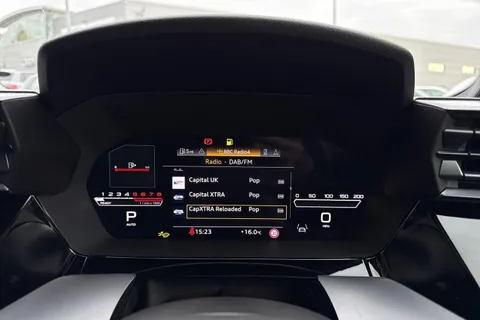 DW25KWU Audi RS 3 RS 3 TFSI Quattro Carbon Black 5dr S Tronic Thumbnail #50