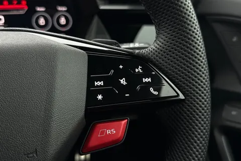 DW25KWU Audi RS 3 RS 3 TFSI Quattro Carbon Black 5dr S Tronic Thumbnail #54