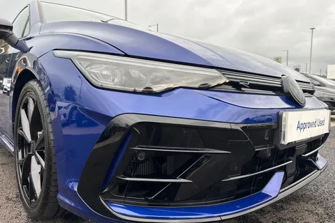 MK25AYW Volkswagen Golf 2.0 TSI 333 R Black Edition 4Motion 5dr DSG Thumbnail #10