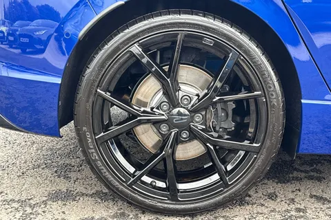 MK25AYW Volkswagen Golf 2.0 TSI 333 R Black Edition 4Motion 5dr DSG Thumbnail #11