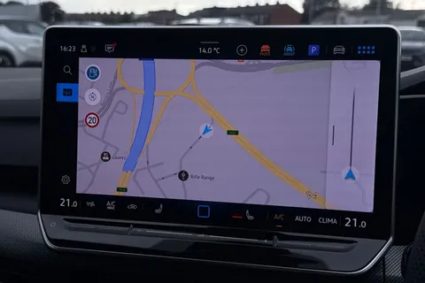 MK25AYW Volkswagen Golf 2.0 TSI 333 R Black Edition 4Motion 5dr DSG Thumbnail #18