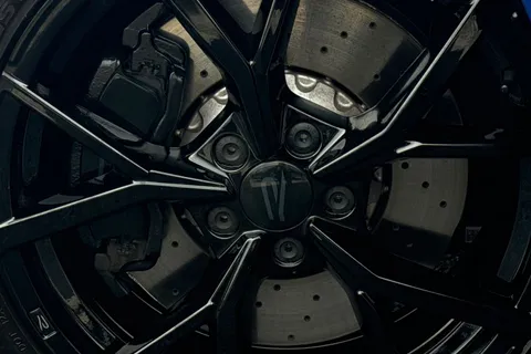 MK25AYW Volkswagen Golf 2.0 TSI 333 R Black Edition 4Motion 5dr DSG Thumbnail #52