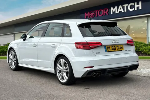 DL68OUH Audi A3 1.5 TFSI CoD 35 S line Sportback Euro 6 (s/s) 5dr Thumbnail #3