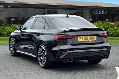PY25HBK Audi S3 Vorsprung TFSI 333 PS S tronic Thumbnail #3