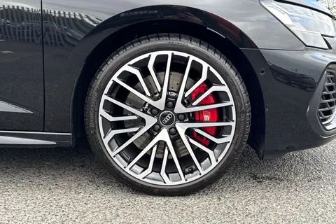 PY25HBK Audi S3 Vorsprung TFSI 333 PS S tronic Thumbnail #11