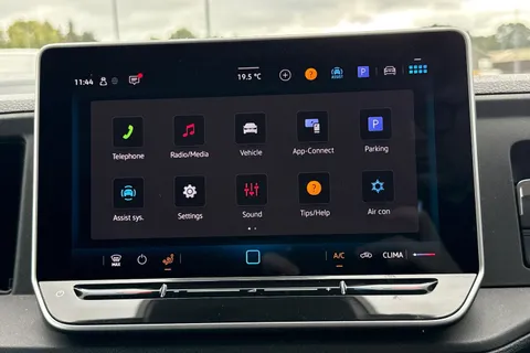 CX25LKL Volkswagen Crafter 2.0 TDI 140PS Commerce Plus High Roof Van Thumbnail #31