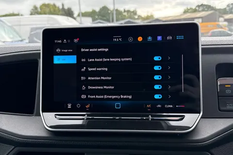 CX25LKL Volkswagen Crafter 2.0 TDI 140PS Commerce Plus High Roof Van Thumbnail #35