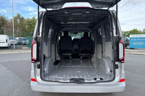 DE75OJF Volkswagen Transporter T28 Panel Van Commerce Pro SWB 110 PS 2.0 TDI 6sp Manual - Camper Spec Thumbnail #7