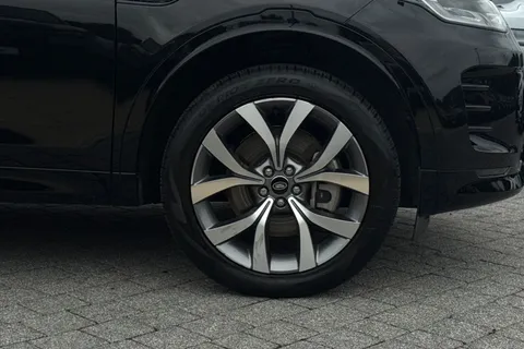 KN24LYW Land Rover Discovery Sport 2.0 D200 MHEV Dynamic HSE SUV 5dr Diesel Auto 4WD Euro 6 (s/s) (204 ps) Thumbnail #10