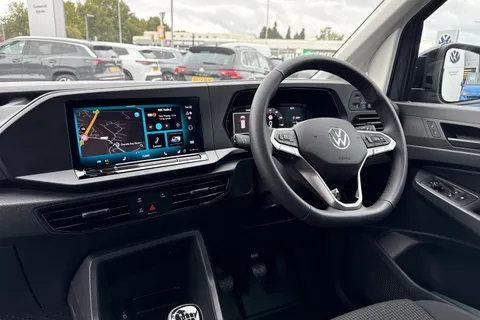 BP25AKV Volkswagen Caddy Maxi 2.0 TDI 102PS Commerce Pro Van [Tech Pack] Thumbnail #18