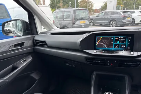 BP25AKV Volkswagen Caddy Maxi 2.0 TDI 102PS Commerce Pro Van [Tech Pack] Thumbnail #20