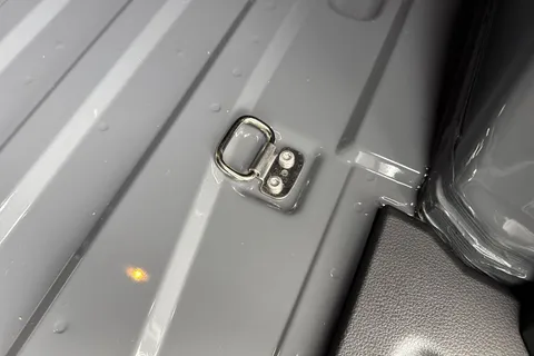 BP25AKV Volkswagen Caddy Maxi 2.0 TDI 102PS Commerce Pro Van [Tech Pack] Thumbnail #28