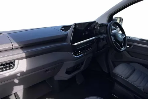 PN75NBY Volkswagen Transporter T32 Panel Van Commerce Pro SWB 170 PS 2.0 TDI 8sp Automatic Thumbnail #3