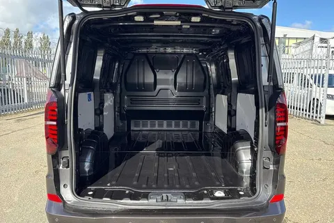 PN75NBY Volkswagen Transporter T32 Panel Van Commerce Pro SWB 170 PS 2.0 TDI 8sp Automatic Thumbnail #10