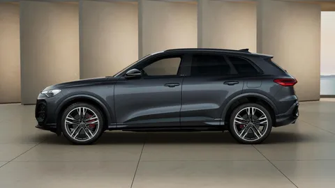  Audi Q5 2.0 e-hybrid 25.9kWh Edition 1 S Tronic quattro Euro 6 (s/s) 5dr Thumbnail #3