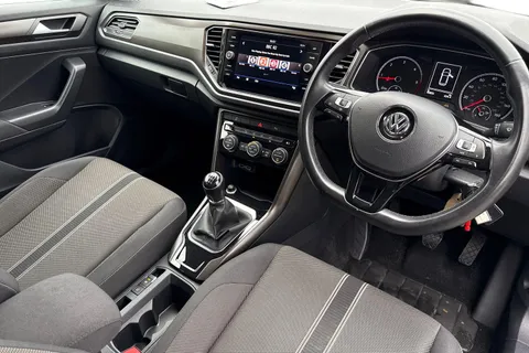 LL19EJD Volkswagen T-Roc 1.6 TDI SE 5dr ⭐1 Year VW Warranty⭐ Thumbnail #8