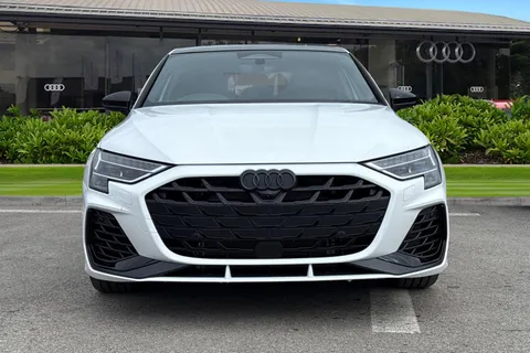  Audi S3 2.0 TFSI Black Edition S Tronic quattro Euro 6 (s/s) 4dr Thumbnail #6