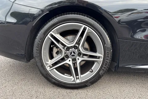 KJ18FXM Mercedes-Benz C Class 1.5 C200 MHEV AMG Line (Premium) G-Tronic+ Euro 6 (s/s) 2dr Thumbnail #11