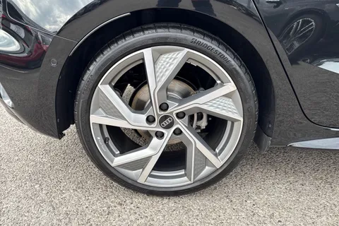 DK25VKS Audi A3 Black Edition 35 TFSI  150 PS S tronic Thumbnail #10