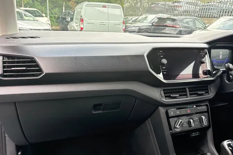 15 of 49 for VOLKSWAGEN T-CROSS 1.0 TSI SE 5dr