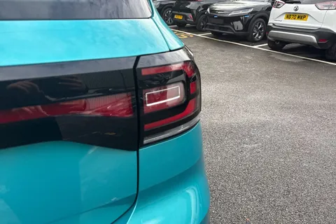 16 of 49 for VOLKSWAGEN T-CROSS 1.0 TSI SE 5dr