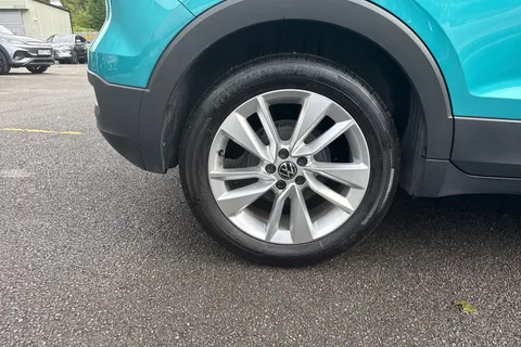 22 of 49 for VOLKSWAGEN T-CROSS 1.0 TSI SE 5dr