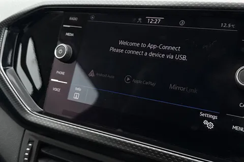 36 of 49 for VOLKSWAGEN T-CROSS 1.0 TSI SE 5dr