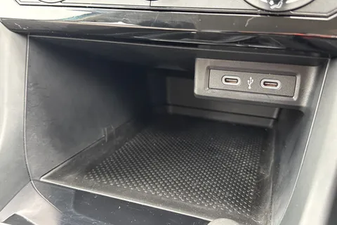 38 of 49 for VOLKSWAGEN T-CROSS 1.0 TSI SE 5dr