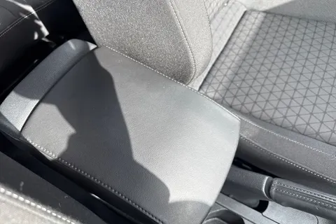 41 of 49 for VOLKSWAGEN T-CROSS 1.0 TSI SE 5dr