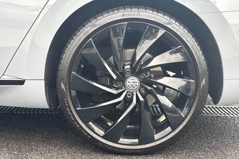 ST70PXU Volkswagen Arteon 2.0 TSI R-Line Edition 5dr DSG Thumbnail #11