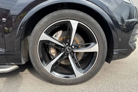 PL18KHV Audi Q7 3.0 TDI V6 Black Edition Tiptronic quattro Euro 6 (s/s) 5dr Thumbnail #10