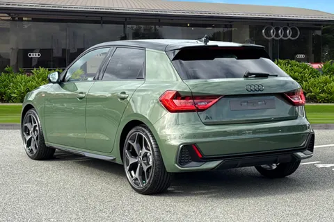 Audi A1 1.5 TFSI 35 Black Edition Sportback S Tronic Euro 6 (s/s) 5dr Thumbnail #3