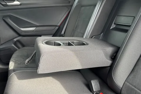 30 of 48 for VOLKSWAGEN T-ROC 1.5 TSI Style 5dr