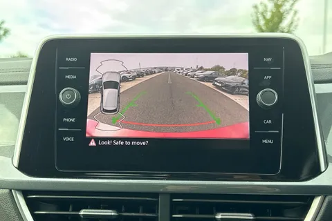 40 of 48 for VOLKSWAGEN T-ROC 1.5 TSI Style 5dr