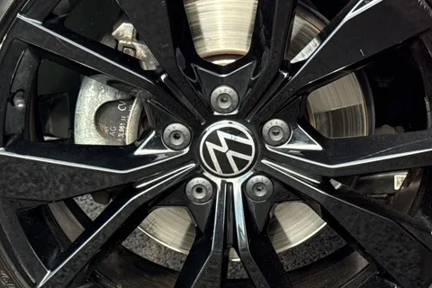 42 of 48 for VOLKSWAGEN T-ROC 1.5 TSI Style 5dr