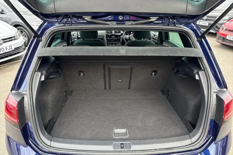 VN18YGT Volkswagen Golf 2.0 TSI 310 R 5dr 4MOTION DSG | Heated Seats | App Connect Thumbnail #7