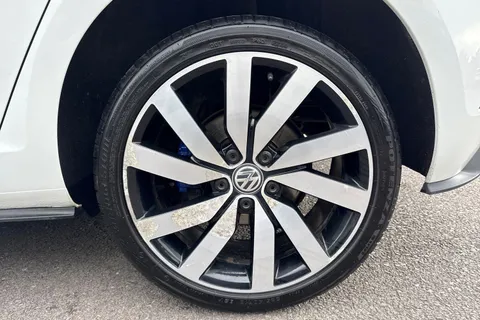 DU67HWS Volkswagen Golf 1.4 TSI GTE Advance 5dr DSG ⭐Convenience pack, Winter pack⭐ Thumbnail #11
