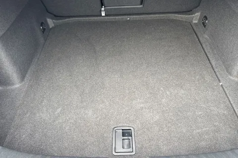 DG25XBZ Audi A3 Black Edition 35 TFSI  150 PS S tronic Thumbnail #7