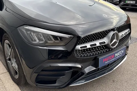 DX74LVW Mercedes-Benz Gla 2.0 GLA200d AMG Line (Executive) 8G-DCT Euro 6 (s/s) 5dr Thumbnail #9