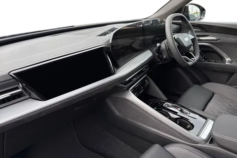  Audi Q5 2.0 TDI Edition 1 Sportback S Tronic quattro Euro 6 (s/s) 5dr Thumbnail #15