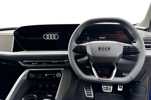  Audi Q5 2.0 TDI Edition 1 Sportback S Tronic quattro Euro 6 (s/s) 5dr Thumbnail #18