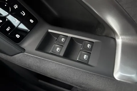  Audi Q5 2.0 TDI Edition 1 Sportback S Tronic quattro Euro 6 (s/s) 5dr Thumbnail #48