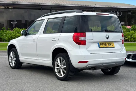 PE16SKX Škoda Yeti 1.2 TSI SE DSG Euro 6 (s/s) 5dr Thumbnail #3