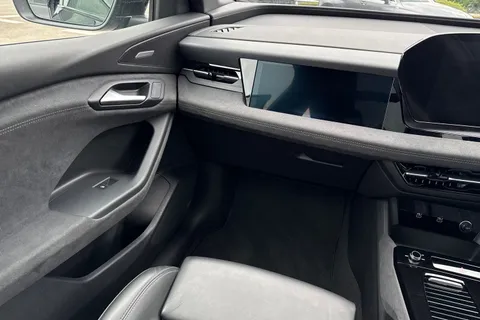 KM74ZLU Audi Sq6 E-Tron SQ6 SUV Edition 1 e-tron kW Thumbnail #21