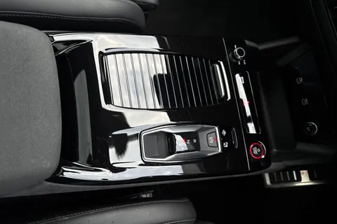 KM74ZLU Audi Sq6 E-Tron SQ6 SUV Edition 1 e-tron kW Thumbnail #24