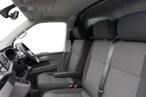 BJ74XWE Volkswagen Transporter 2.0 TDI 110 Highline Van Thumbnail #11
